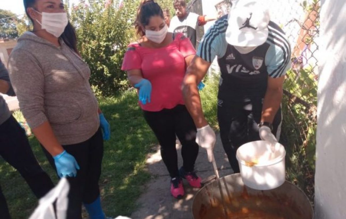 Coronavirus: merenderos mendocinos llevan la comida casa por casa