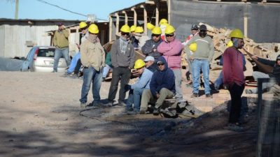 Neuquén: Prevén despidos y rebaja de salarios para mayo