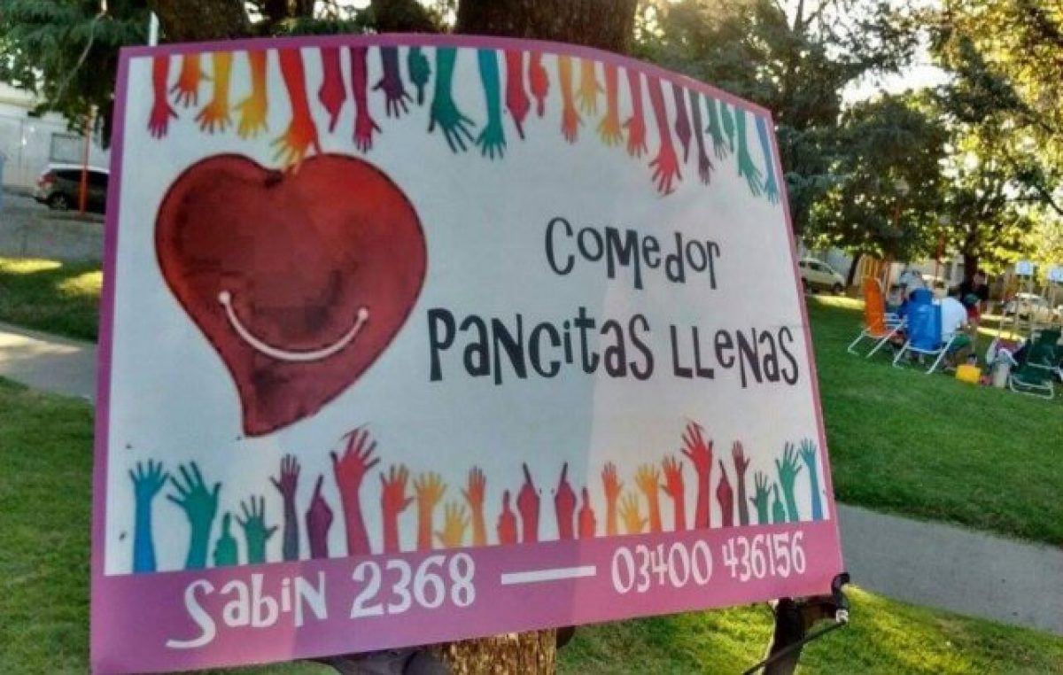 Alimentan a familias de Villa Constitución y desbordaron por falta de insumos
