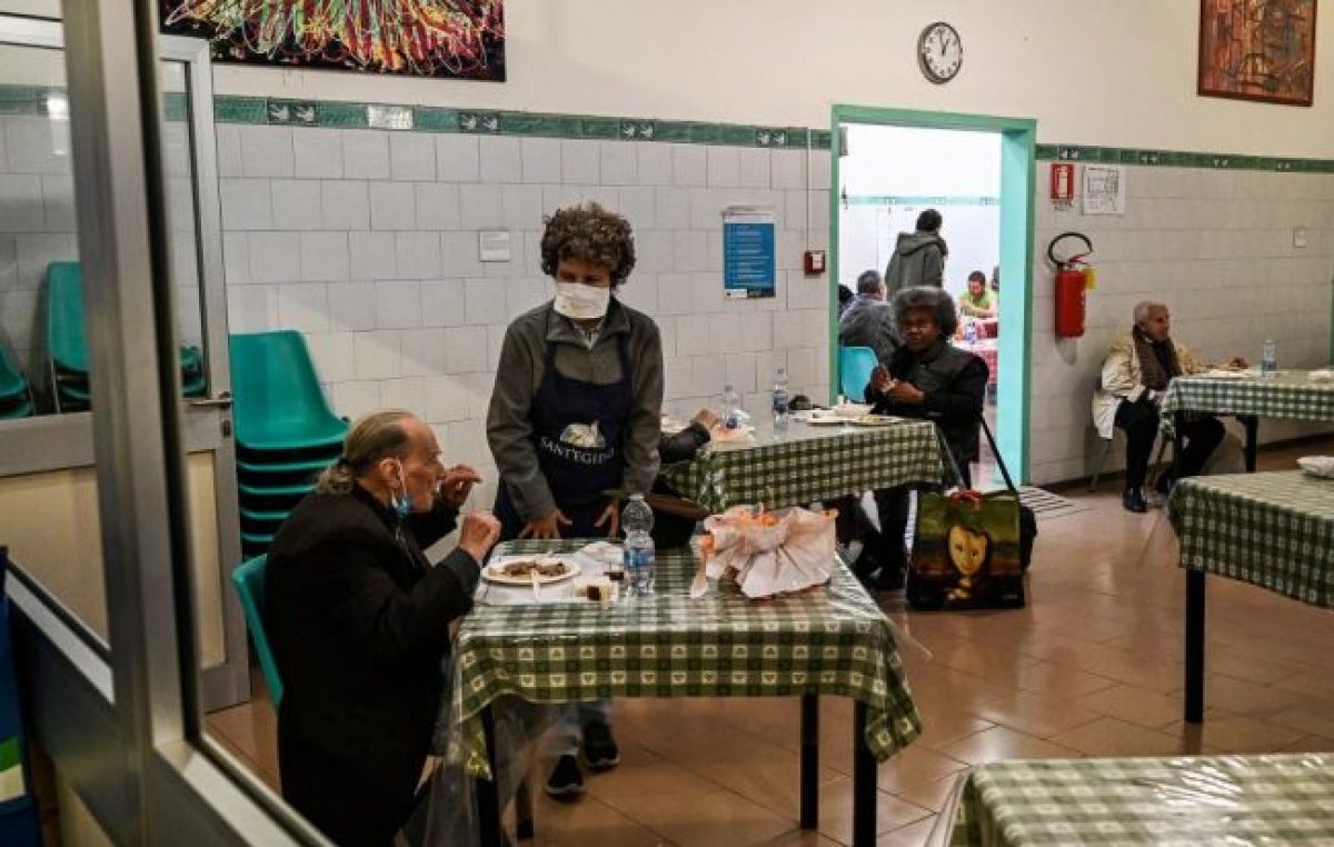 Los pobres aumentan en Italia por el coronavirus