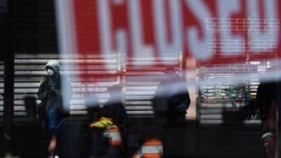 Con más de 4 mil muertos en el país, Trump advierte que vendrán «semanas muy dolorosas»