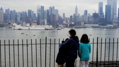 La mitad de los trabajadores del mundo podría perder su empleo por la pandemia, advirtió la OIT