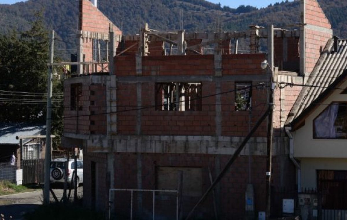 Bariloche reactiva una parte de la obra privada