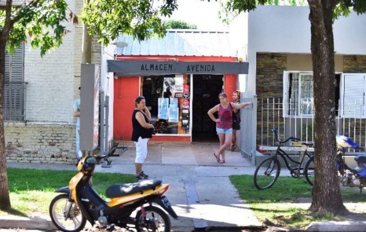 Sin cajeros ni supermercados el aislamiento se complica en los pueblos del interior