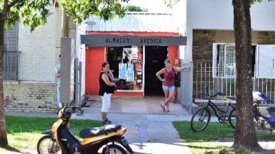 Sin cajeros ni supermercados el aislamiento se complica en los pueblos del interior