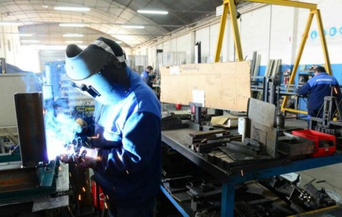 Seis de cada diez pymes no pagaron los sueldos