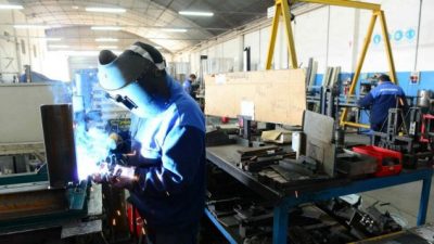 Seis de cada diez pymes no pagaron los sueldos