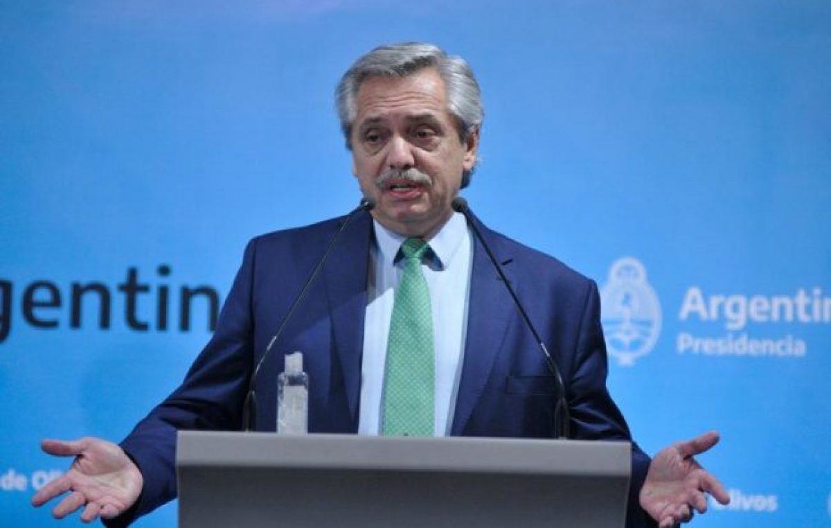 El Presidente agradeció a intendentes y gobernadores y ratificó que el aislamiento sigue