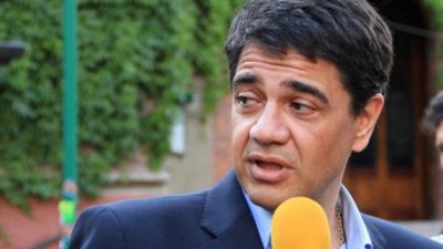 Jorge Macri amagó con no renovar contratos de trabajadores municipales y debió retroceder por la crisis pandémica
