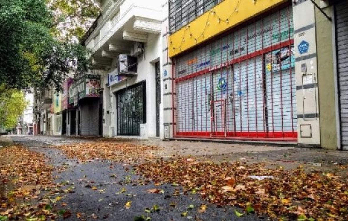 Santa Fe: Perotti propondrá exceptuar del aislamiento al comercio para que funcione con ventas por internet