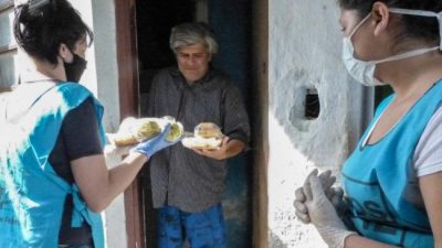 Una vianda y una palabra para las personas más expuestas