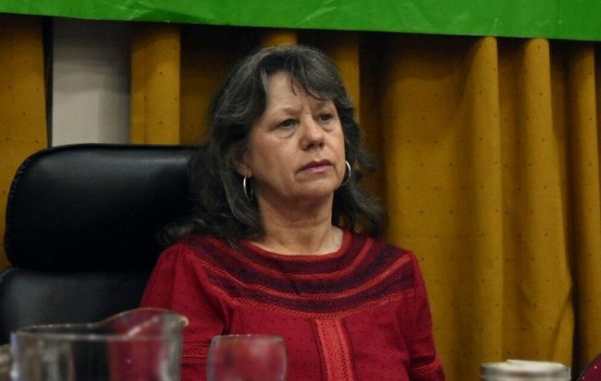Paran los docentes municipales de Córdoba por la falta de pago a unos 200 trabajadores