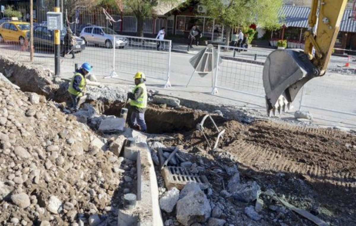 A pesar de la cuarentena, la Muni trabaja en 57 obras en la ciudad de Neuquén