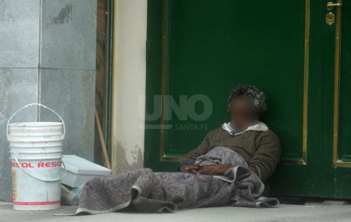 Al desamparo en Santa Fe: cerca de 60 personas en situación de calle nunca hicieron el aislamiento y no reciben ayuda