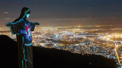 La indisciplina de los cariocas obligó al alcalde de Río a bloquear barrios