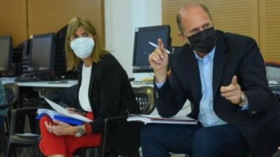 El Gobernador de Santa Fe y su vice se redujeron un 50 por ciento el sueldo por tres meses
