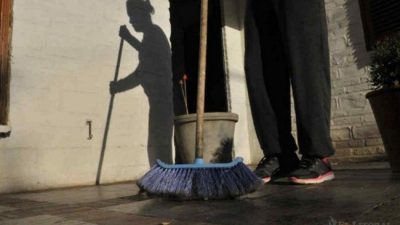 La pandemia dejó al desnudo la cruel cara de la precarización laboral