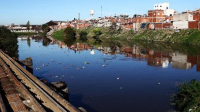 El Gobierno porteño reconoció que frenó los operativos contra el dengue en la 21-24 