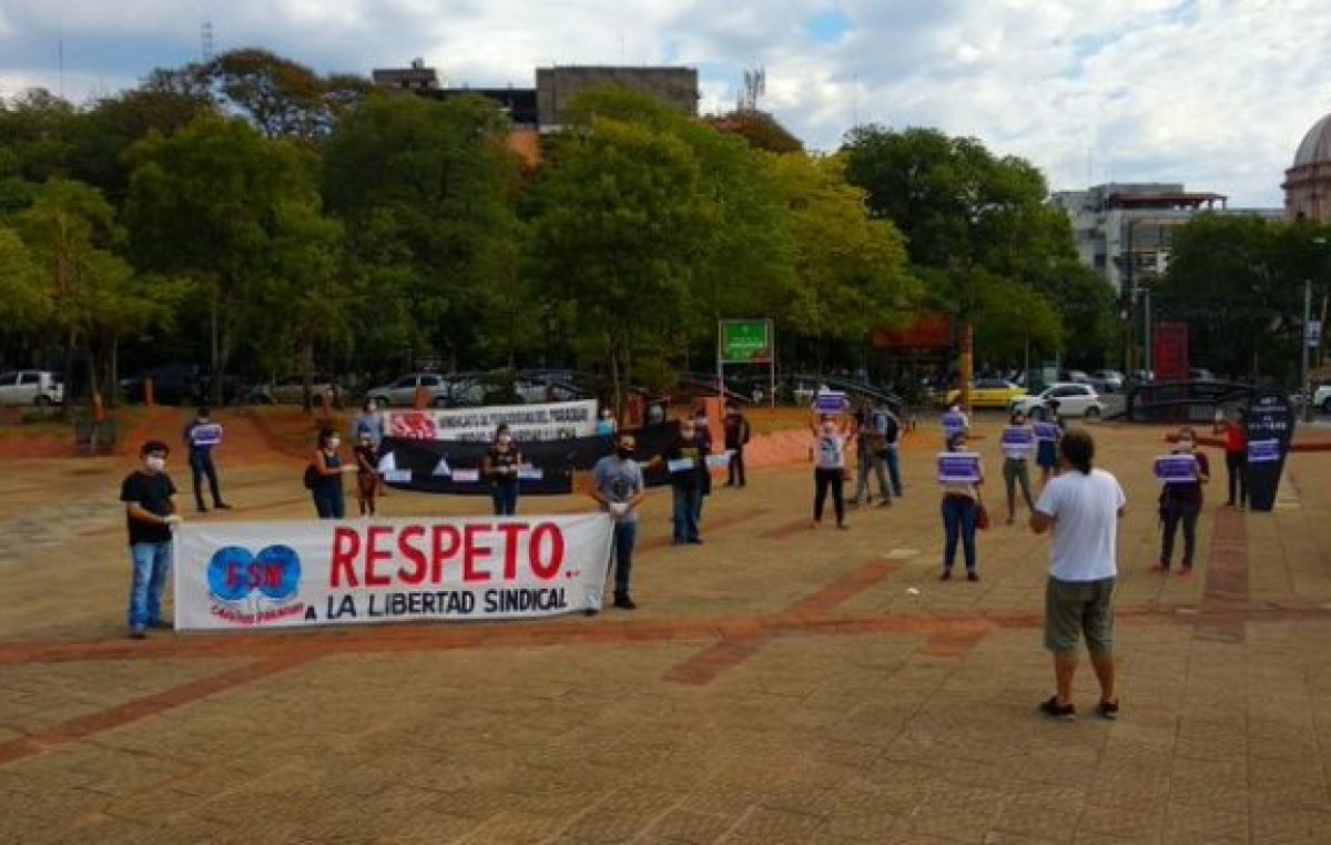 En medio de la crisis sanitaria, periodistas paraguayos denuncian despidos masivos