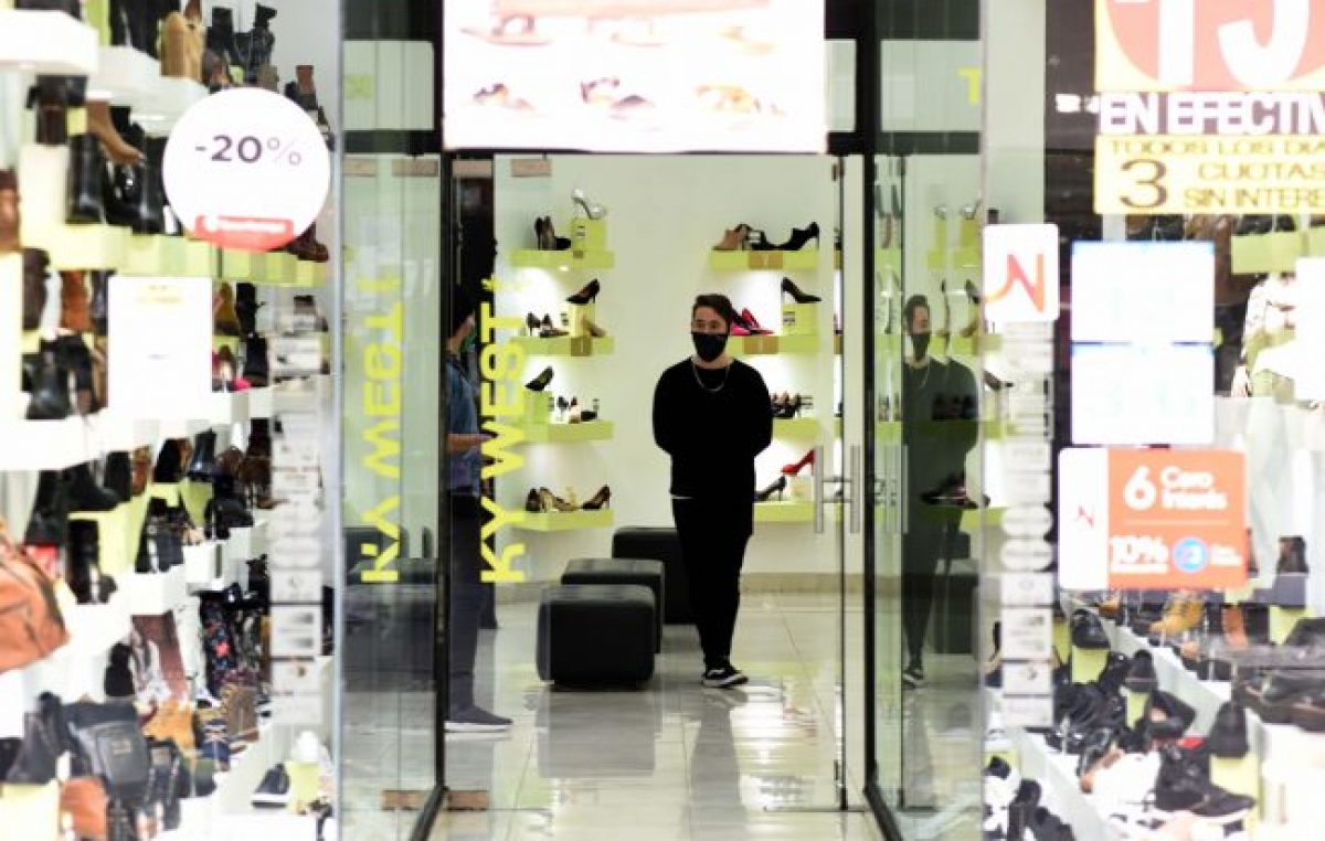 Comercios rosarinos al borde del colapso por el horario de atención y el paro de la UTA