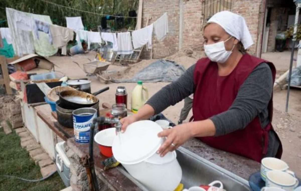 Recibió el IFE, puso una fábrica de empanadas y conquistó a los mendocinos con su historia