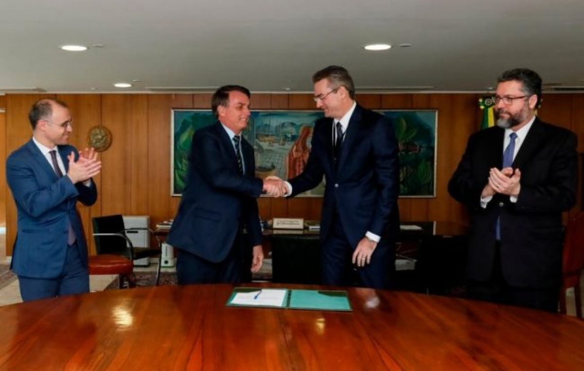 Bolsonaro nombró al comisario Rolando de Souza como nuevo jefe de la Policía 