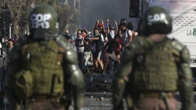 El hambre golpea a los barrios populares de Santiago de Chile