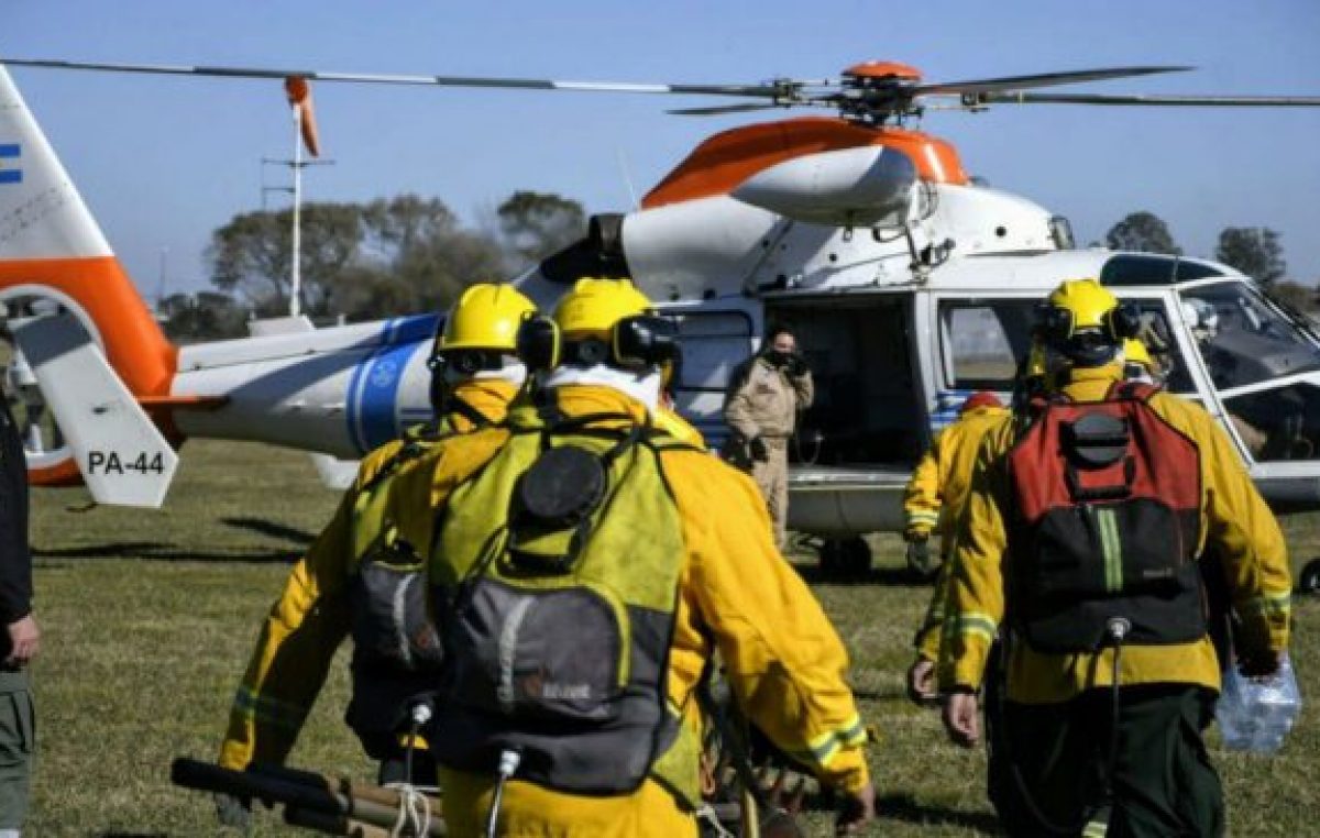Rosario: El operativo para apagar los incendios en las islas ya demandó unos $ 60 millones