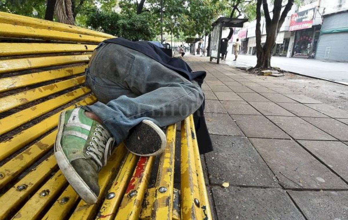 Personas en situación de calle: cómo es la contención en Santa Fe ante el Covid-19 y el frío