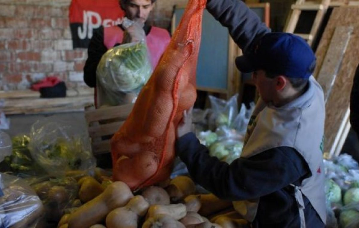 Del Valle a Bariloche: alimentos a precio social en los barrios