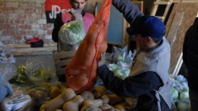 Del Valle a Bariloche: alimentos a precio social en los barrios