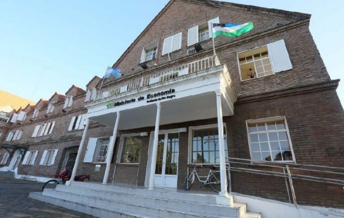 Río Negro transferirá más de $638 millones a Municipios y Comisiones de Fomento