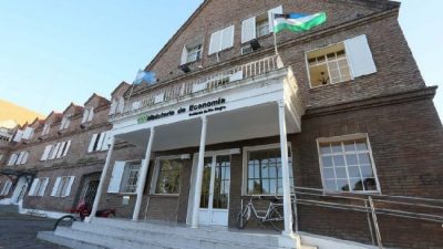 Río Negro transferirá más de $638 millones a Municipios y Comisiones de Fomento