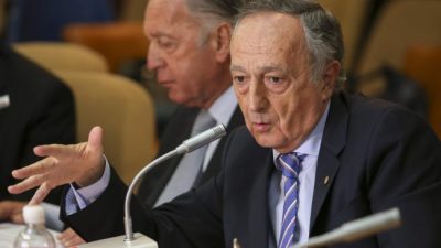 Desde la UIA dijeron que los empresarios no plantean cierres de empresas
