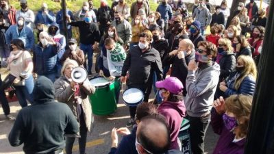 Córdoba: Empleados de Economía municipal protestaron en el Palacio 6 de Julio