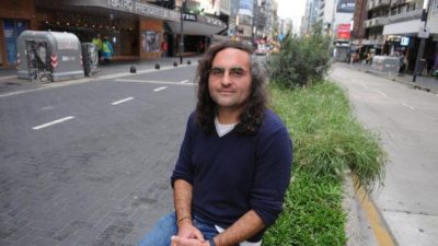 Sale a la cancha Comuna Argentina, un grupo de intelectuales que buscan generar una nueva “imaginación democrática”