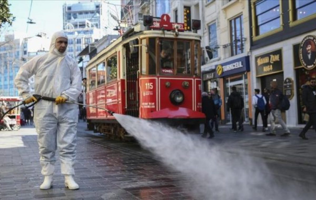 Los países dan respuestas diferentes al mismo dilema entre pandemia y economía