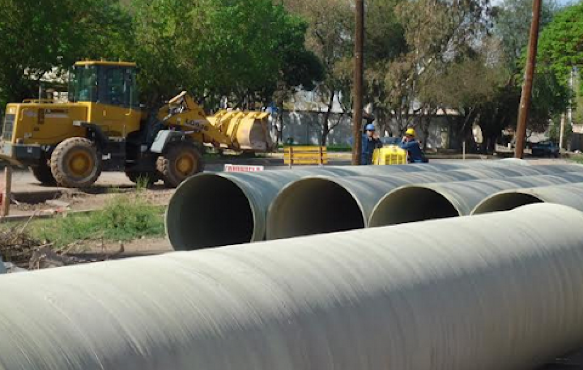 Avanzan los proyectos de agua y saneamiento para más de 20 localidades entrerrianas