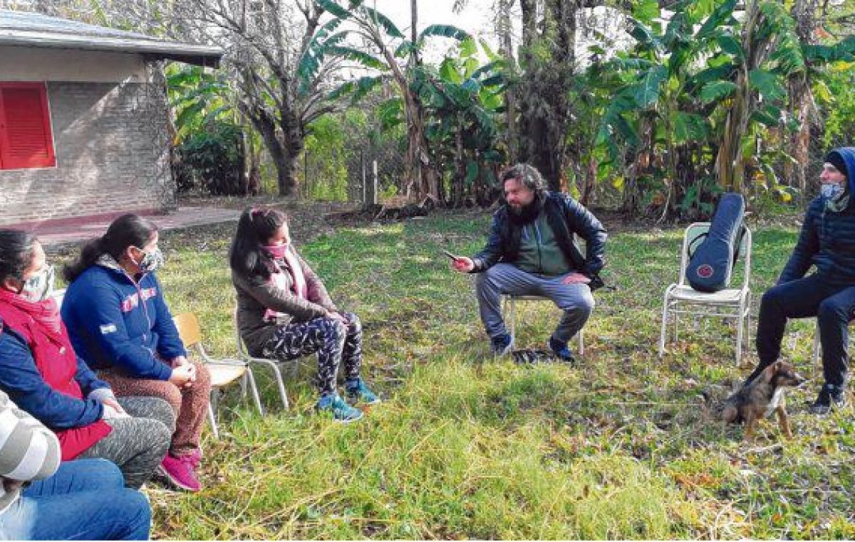Rosario: Pandemia, trabajo escolar y el problema ambiental en las islas