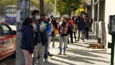 Aseguran que 3 millones de personas no cayeron en la pobreza gracias al IFE