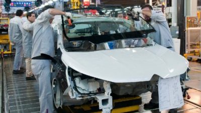 Advierten que en el último año y medio, cerraron 17 empresas autopartistas en el país
