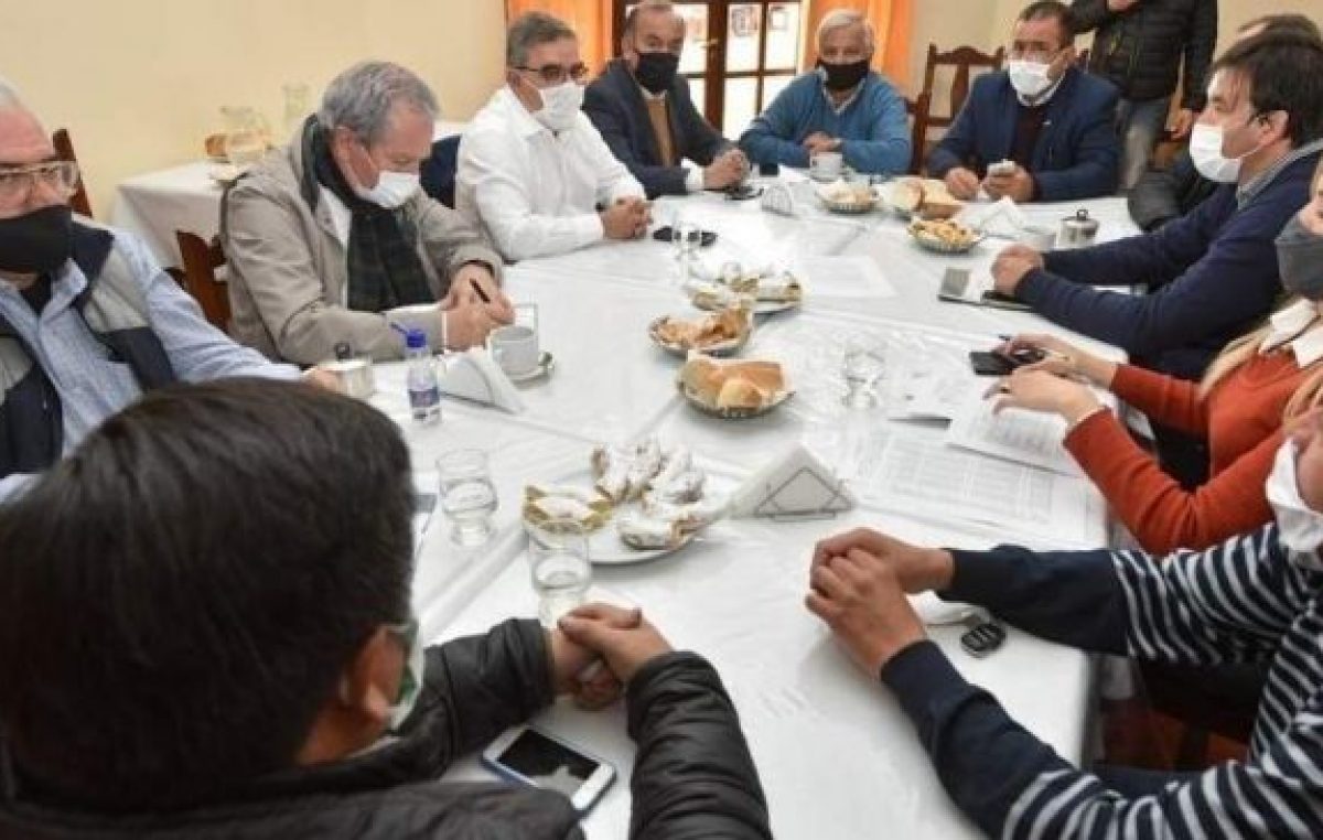 La Provincia de Catamarca  asistirá a 23 municipios para el pago del salario mínimo