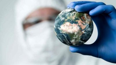 «Nada se puede construir sobre los restos humeantes del capitalismo salvaje» 