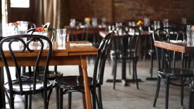 Gastronómicos: cerca de 70 trabajadores santafesinos quedaron en la calle