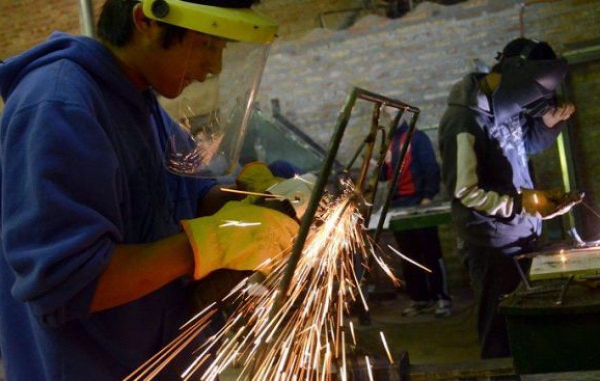 Neuquén: hubo inscripción récord en los cursos de oficios