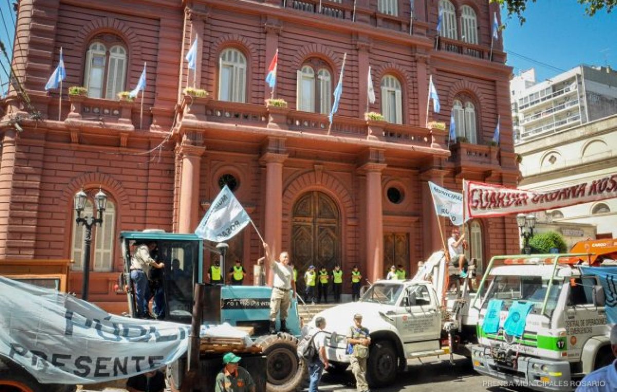 Municipales santafesinos resolvieron una Jornada de Protesta de 24 horas