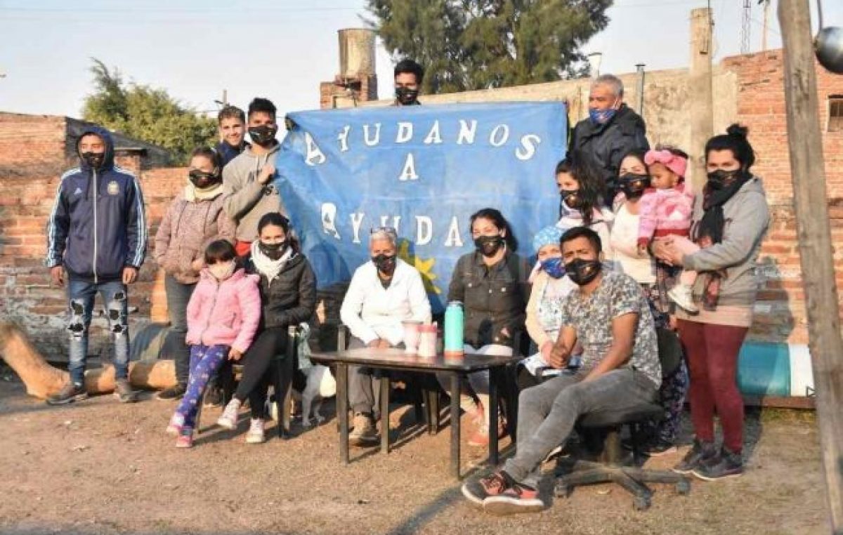 Santa Fe: «Ayúdanos A Ayudar», cuatro meses colaborando con la gente