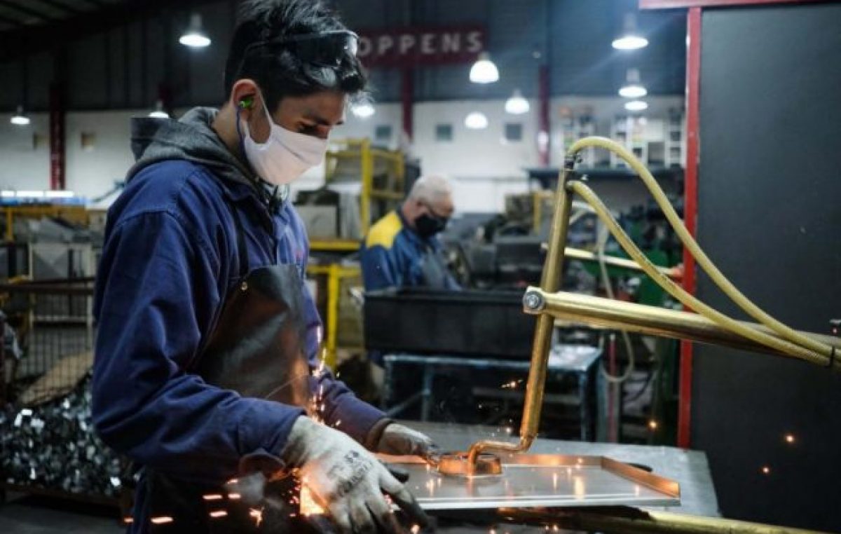 ¿Por qué hay menos despidos en Argentina que en otros países?