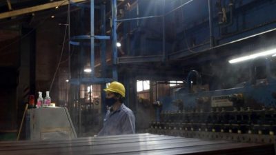 La economía recupera actividad, pero sigue en una crisis profunda
