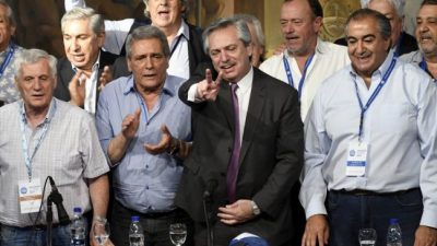 La CGT hizo un balance de cuatro años de gestión, apoyó al Gobierno y propuso una mesa de diálogo